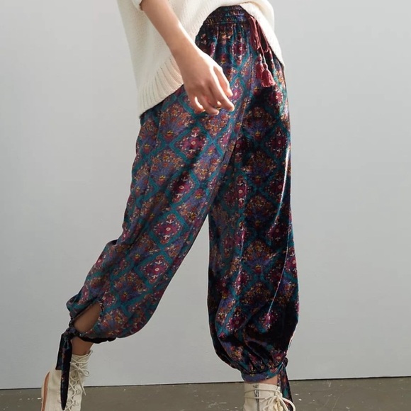 Anthropologie Pants - Anthropologie Velvet Pants